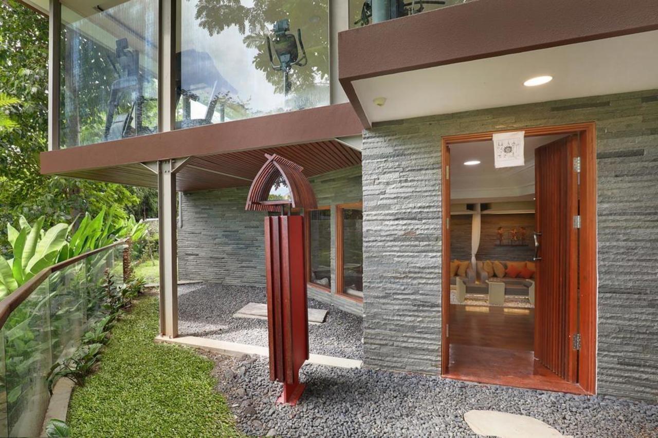 Pandawa All Suites Hotel Seminyak Exteriör bild